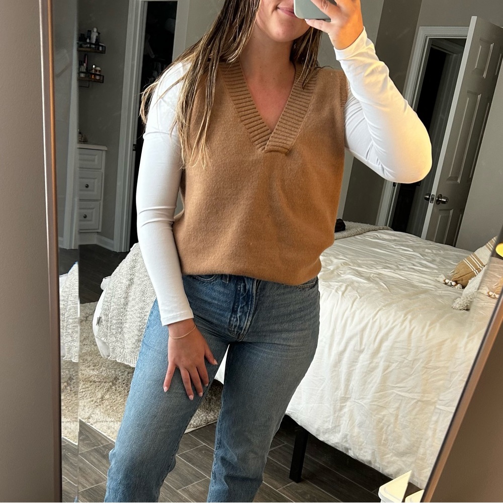 Nasty Gal Tan Sweater Vest